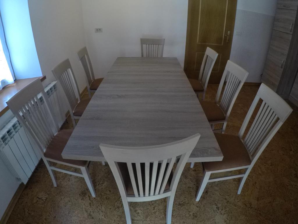 Lesjakova Domacija بوويتش المظهر الخارجي الصورة