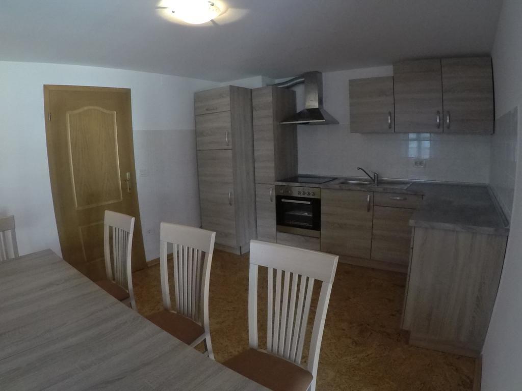 Lesjakova Domacija بوويتش المظهر الخارجي الصورة